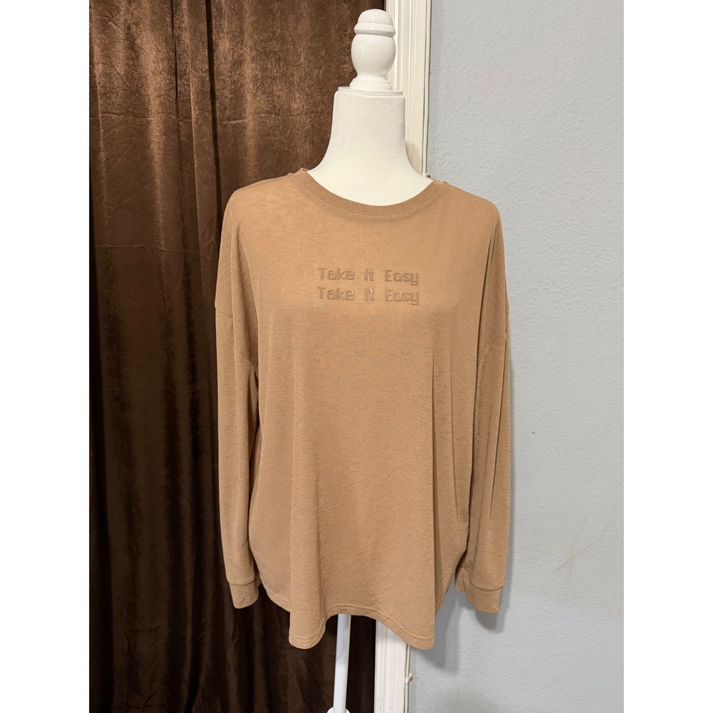 Dazy Womens Size M Take It Easy Graphic Long Sleeve Tee Tan Camel Relaxed Fit
